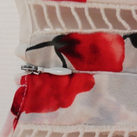 SIENNA SKY SZ. M Floral Romper LINED ZIPPER - Picture 12 of 16